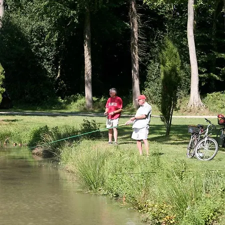 Les Ormes Domaine Et