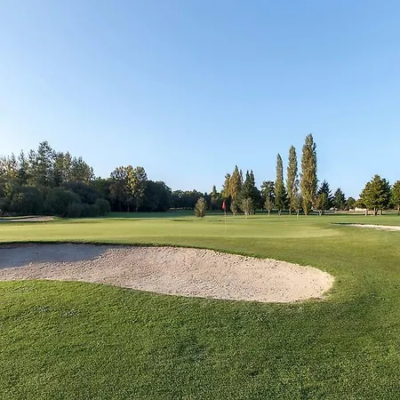 ホテル Les Ormes Domaine Et