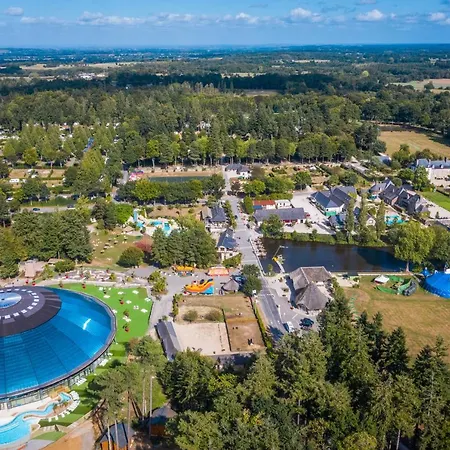 Les Ormes Domaine Et エピニアック